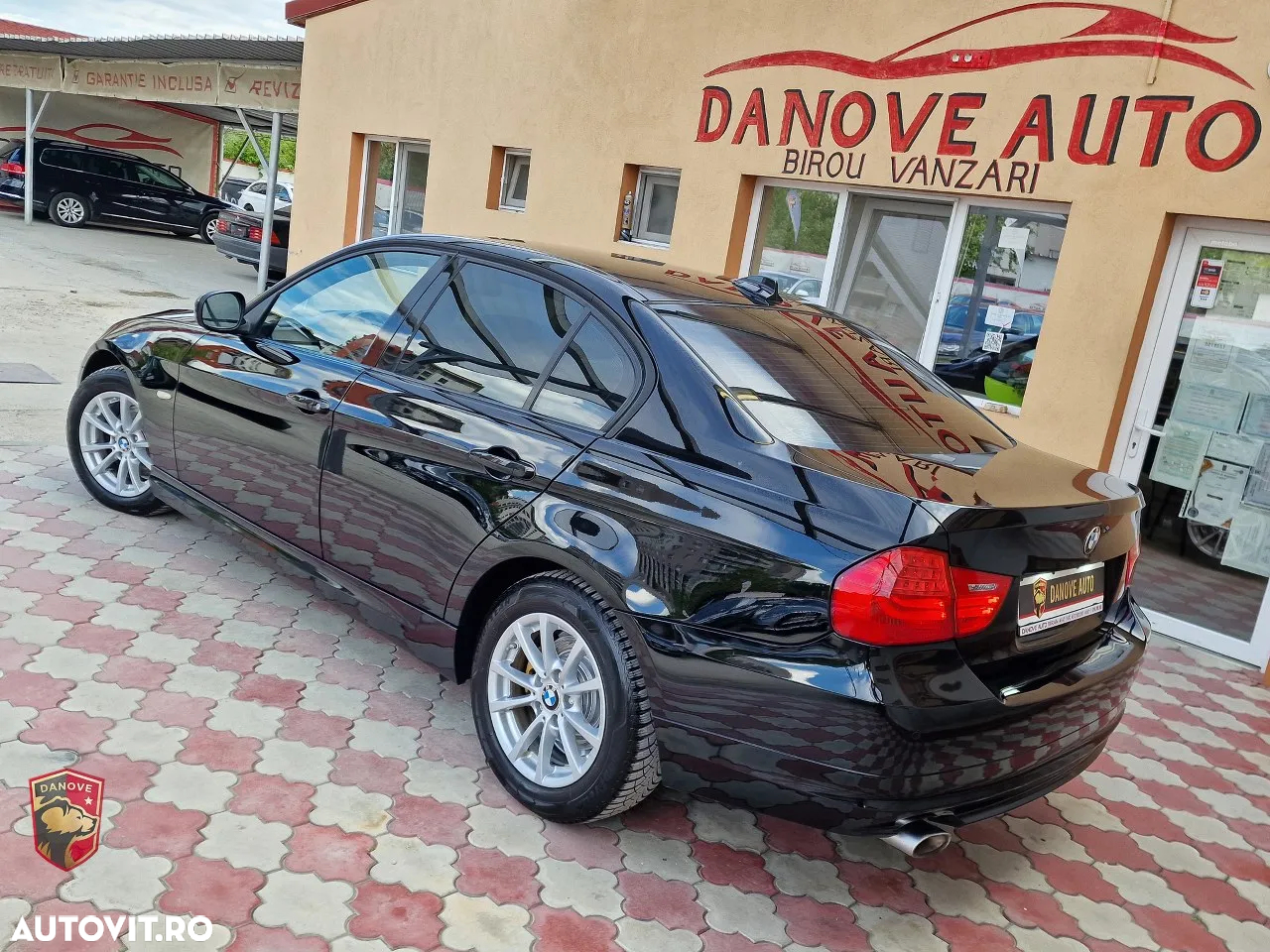 BMW Seria 3 320d xDrive Aut. - 4