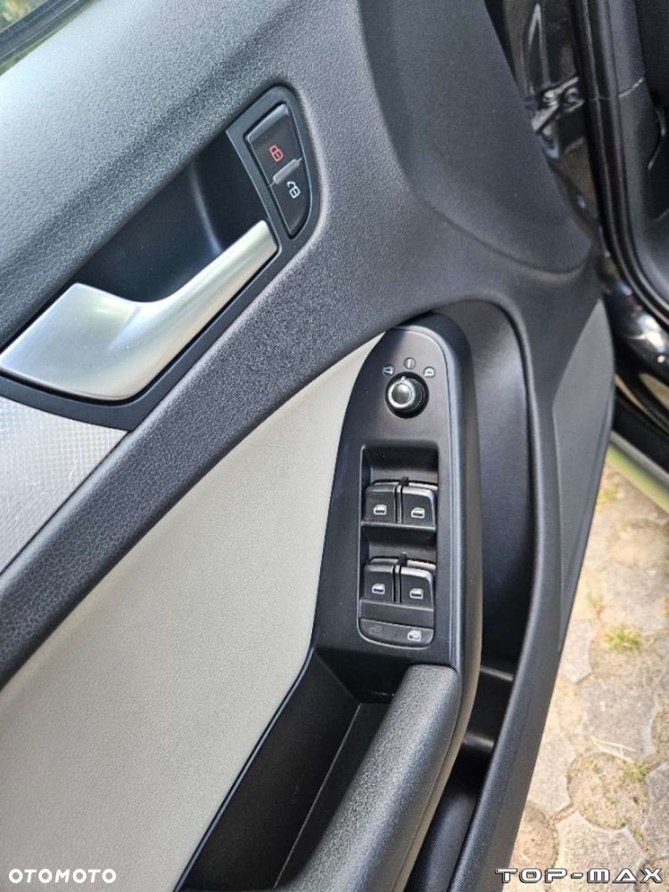Audi A4 Allroad - 30
