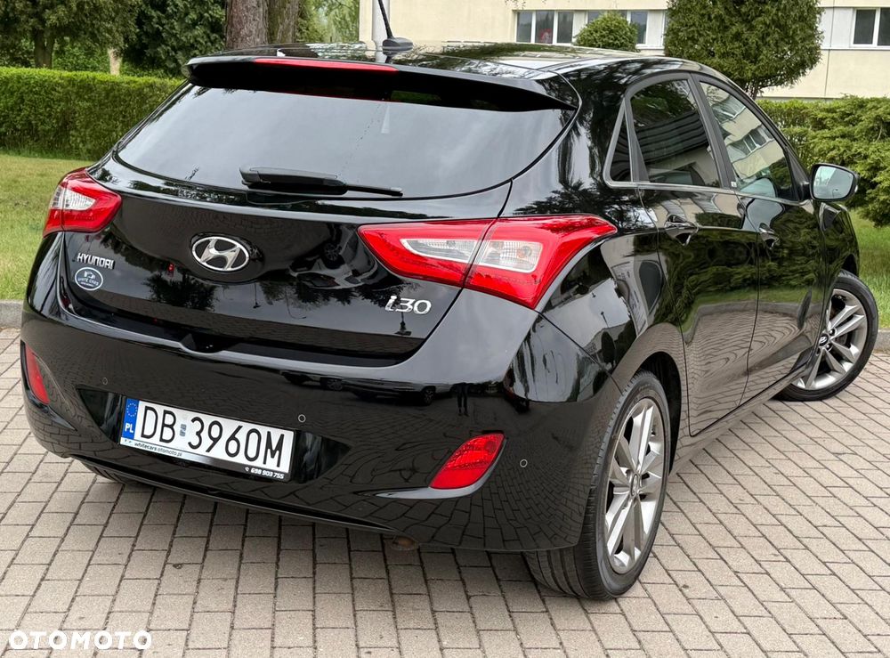 Hyundai i30 blue 1.6 GDI Passion - 21