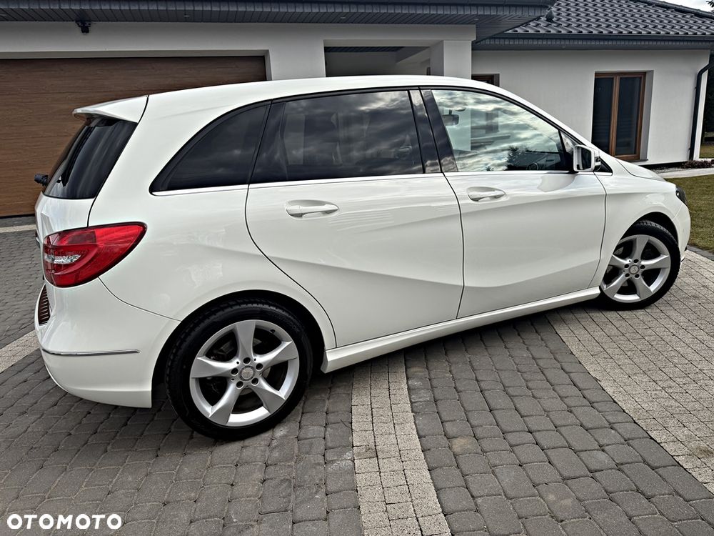 Mercedes-Benz Klasa B 200 BlueEFFICIENCY Edition 1 - 9