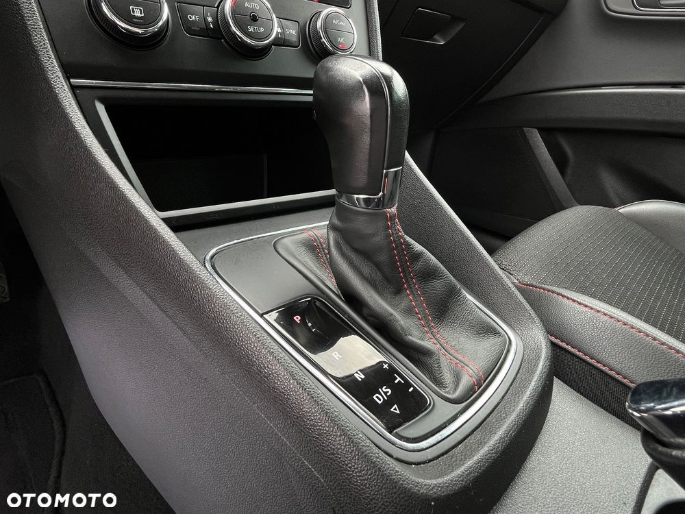 Seat Leon 2.0 TDI DPF DSG FR - 18