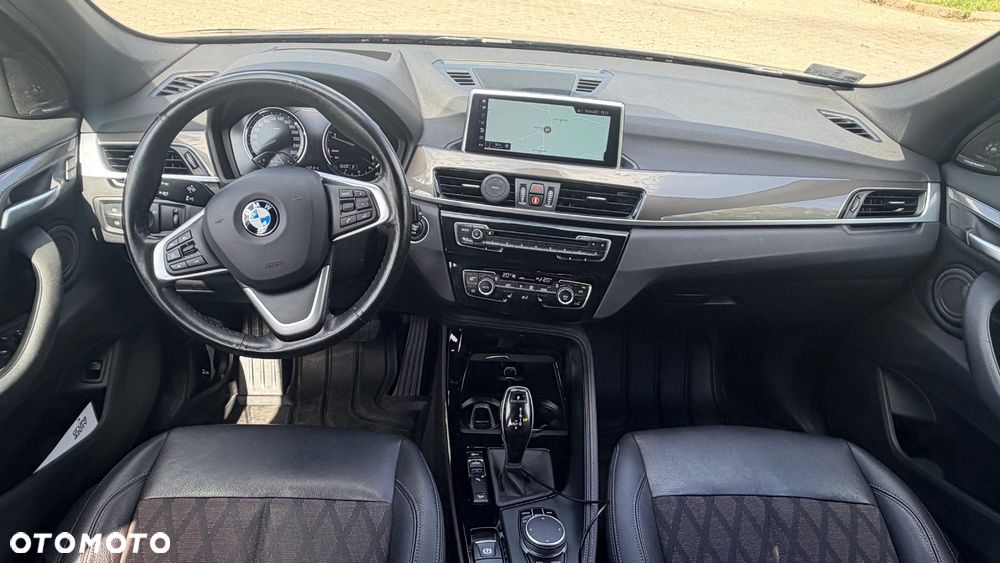 BMW X1 xDrive20d - 16