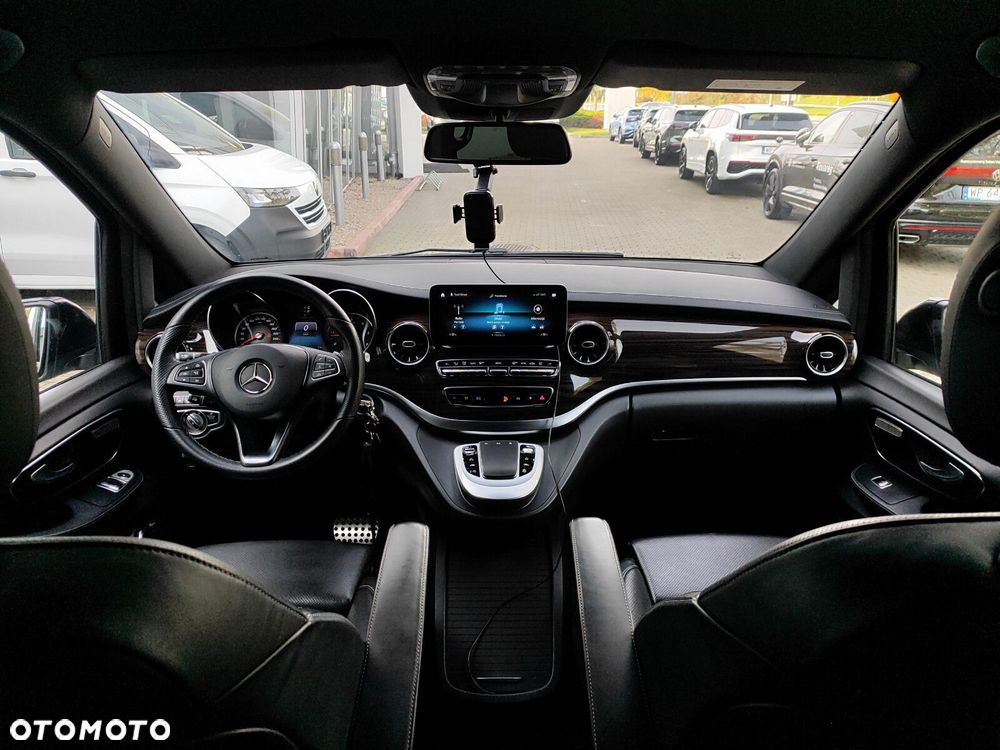 Mercedes-Benz Klasa V - 19