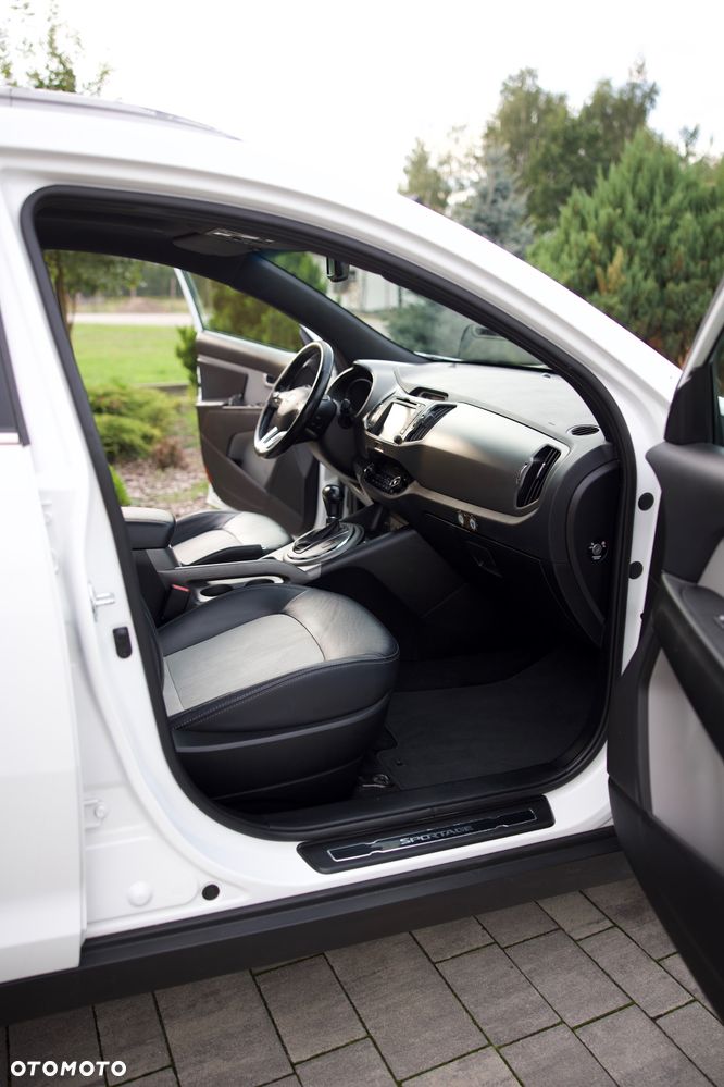 Kia Sportage - 10