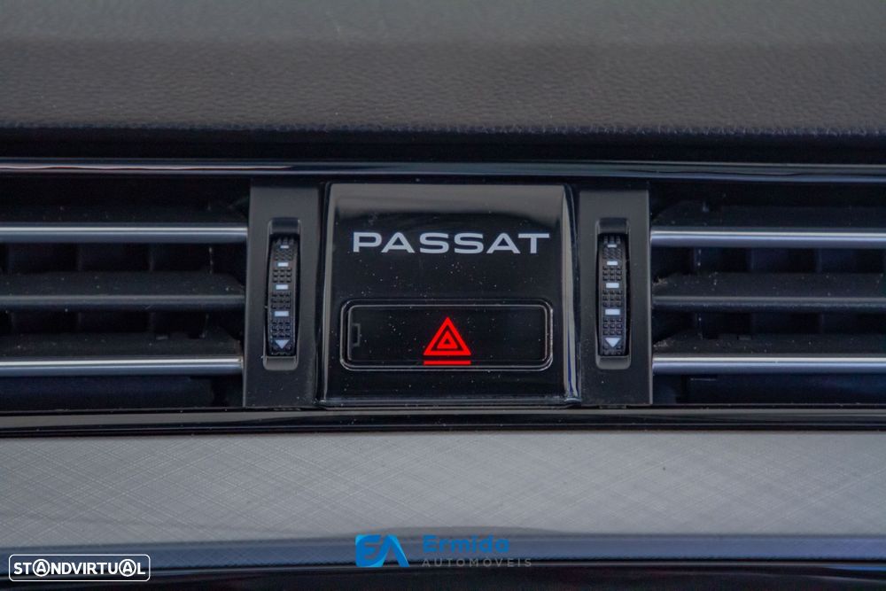 VW Passat Variant - 51