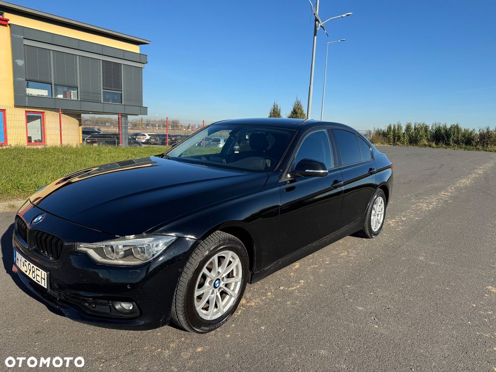 BMW Seria 3 318i Sport Line - 2