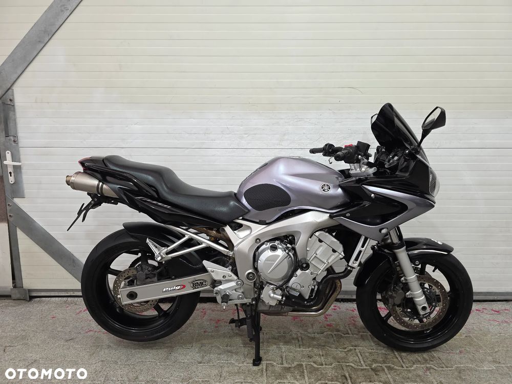 Yamaha FZ - 10