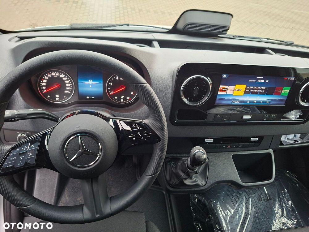 Mercedes-Benz Sprinter Sprinter - 4