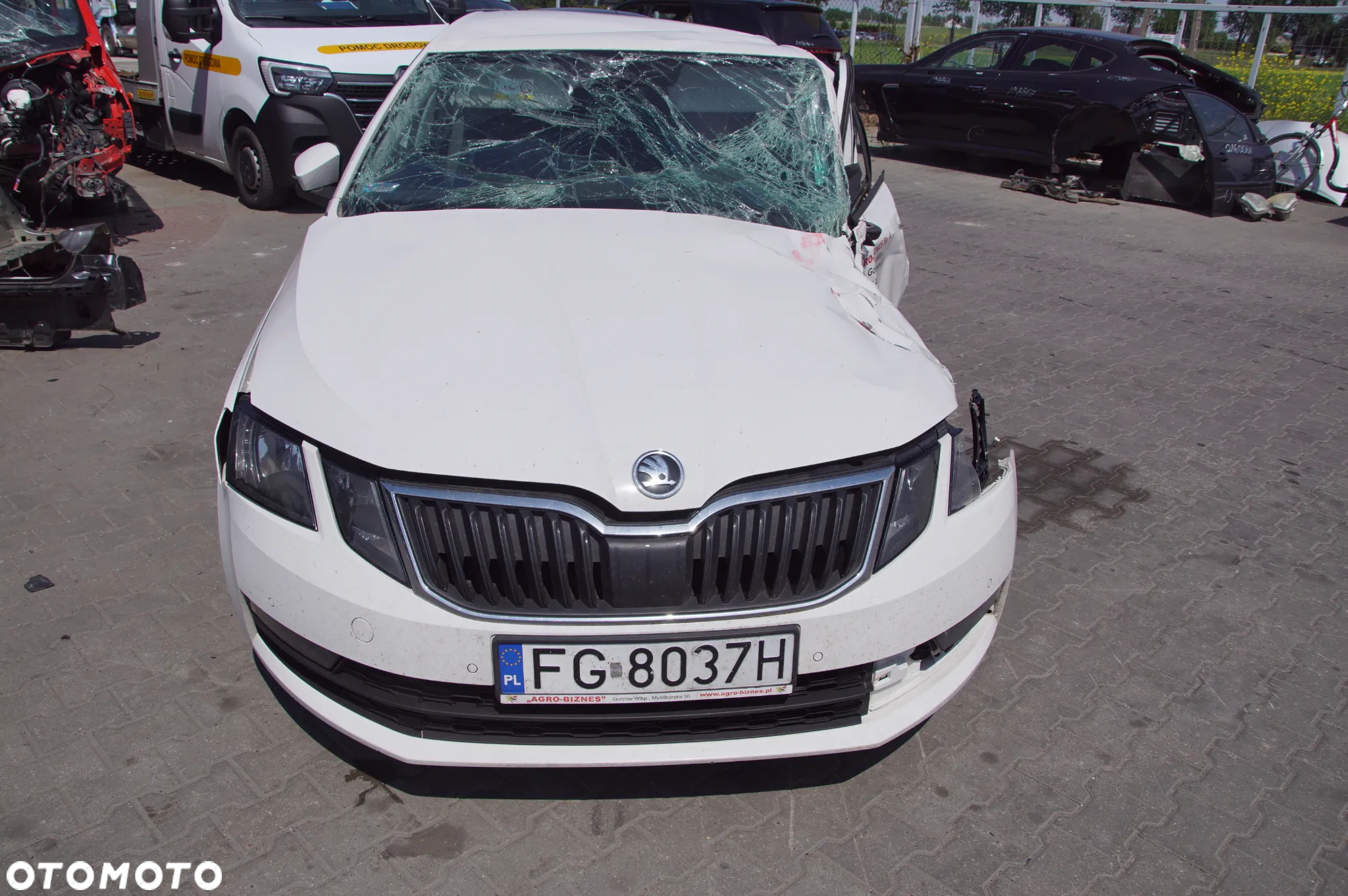POJAZD NA CZĘŚCI KASACJA SZROT TEL 692324777 Skoda Octavia 3 2.0 tdi crmb 150 kod lakieru LF9E skrzynia pgt hatchback felga amortyzator wtryskiwacz drzwi klapa lampa ćwiartka próg słupek - 2