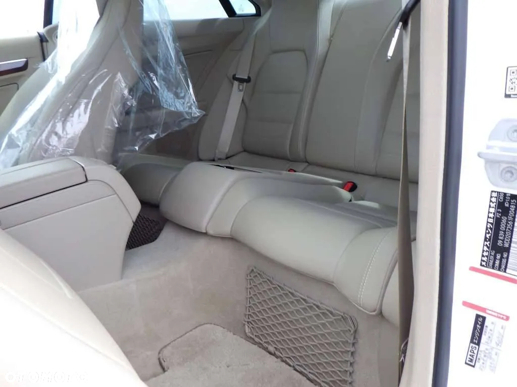 Mercedes-Benz Klasa E 350 Coupe 4Matic 7G-TRONIC - 10