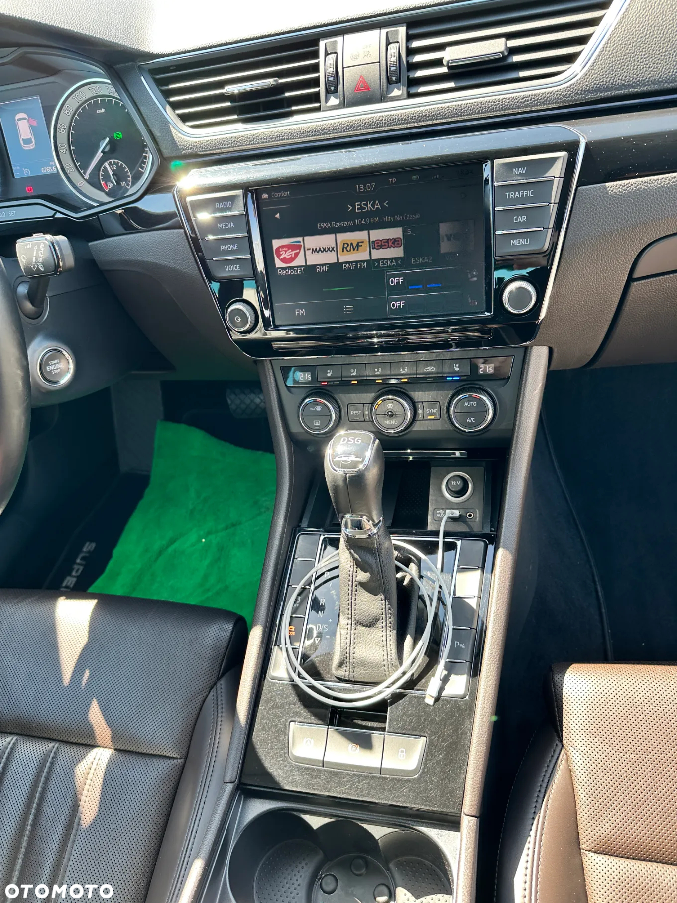 Skoda Superb 2.0 TDI 4x4 L&K DSG - 13