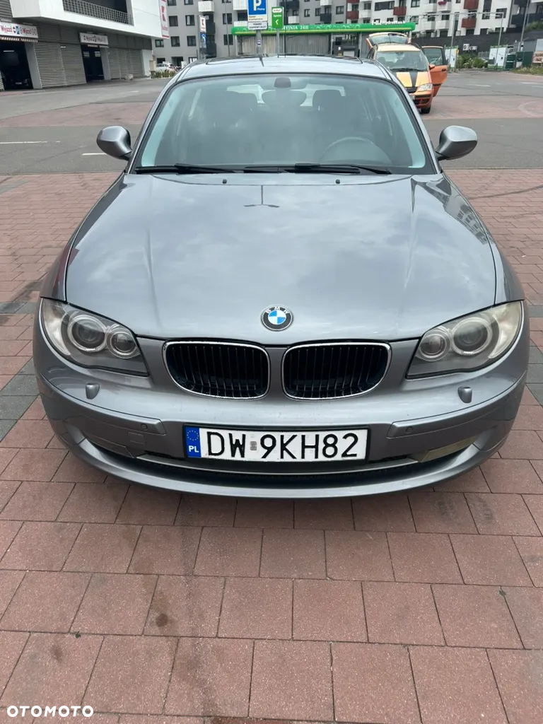 BMW Seria 1 120d - 6