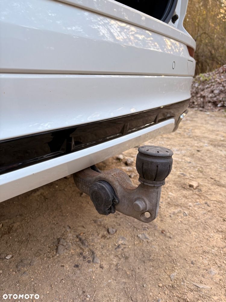 Volvo XC 60 D3 R-Design - 6