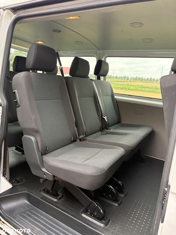 Volkswagen Transporter - 18