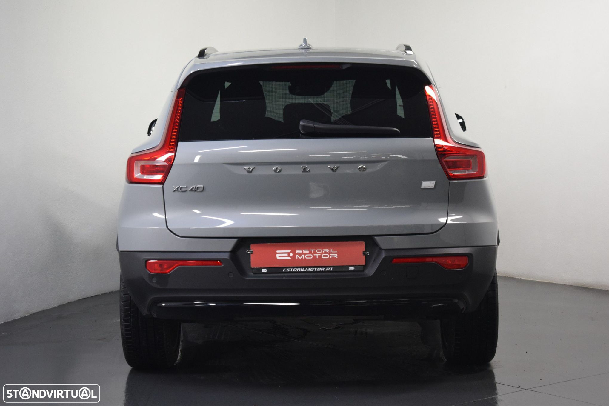Volvo XC 40 1.5 T4 PHEV Plus Dark - 4