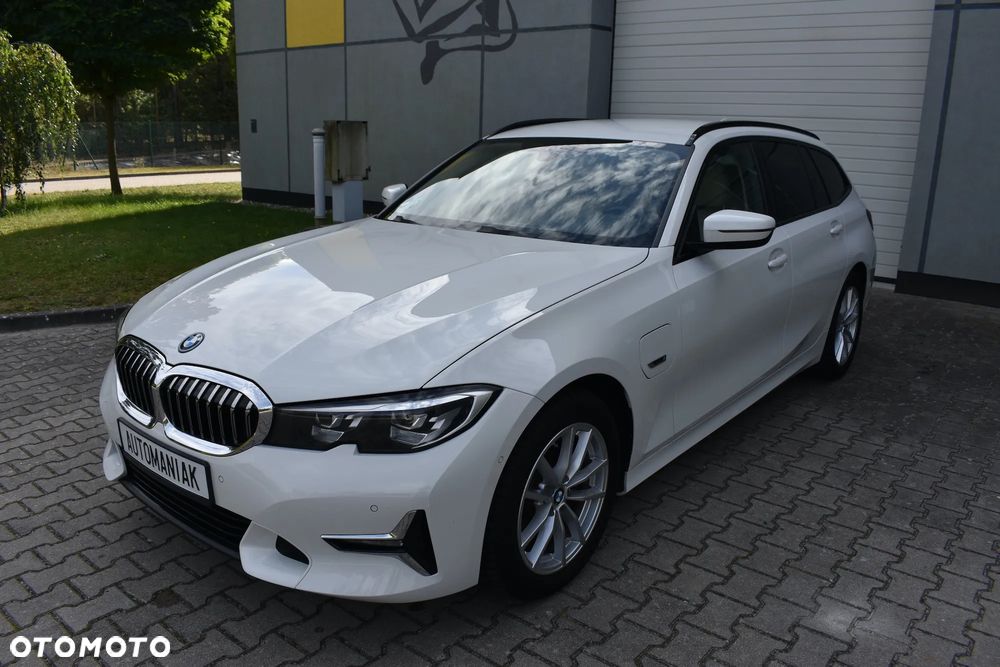 BMW Seria 3 320e Luxury Line - 6