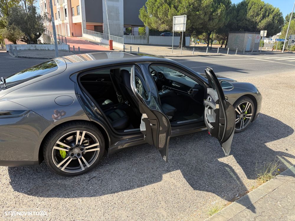 Porsche Panamera — fotografia 8