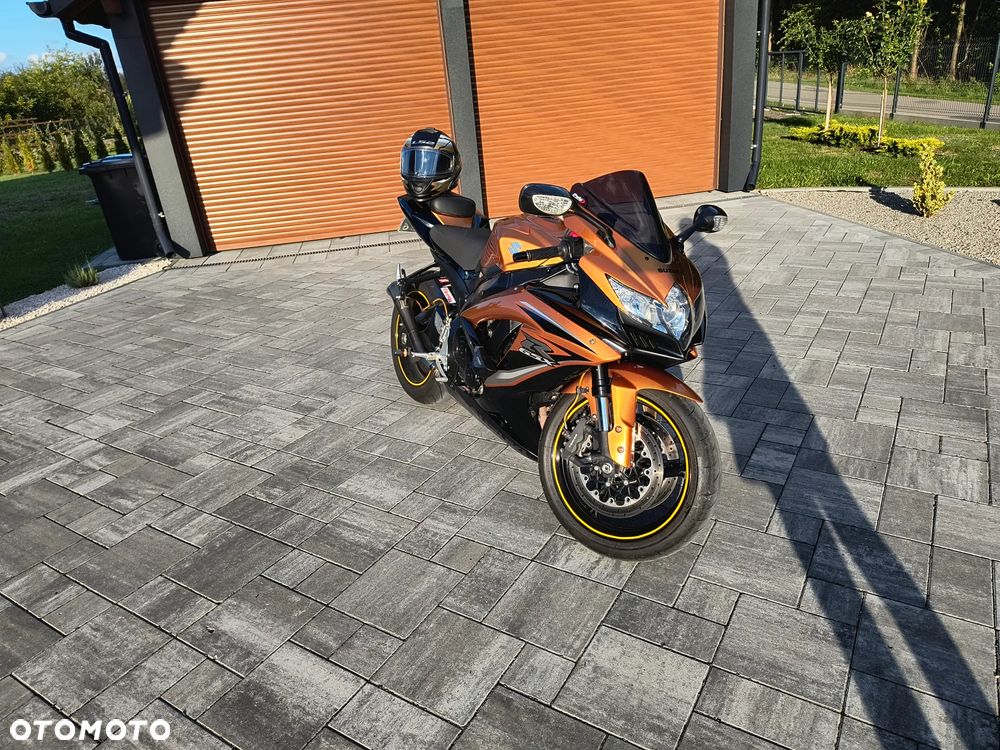 Suzuki GSX-R - 3