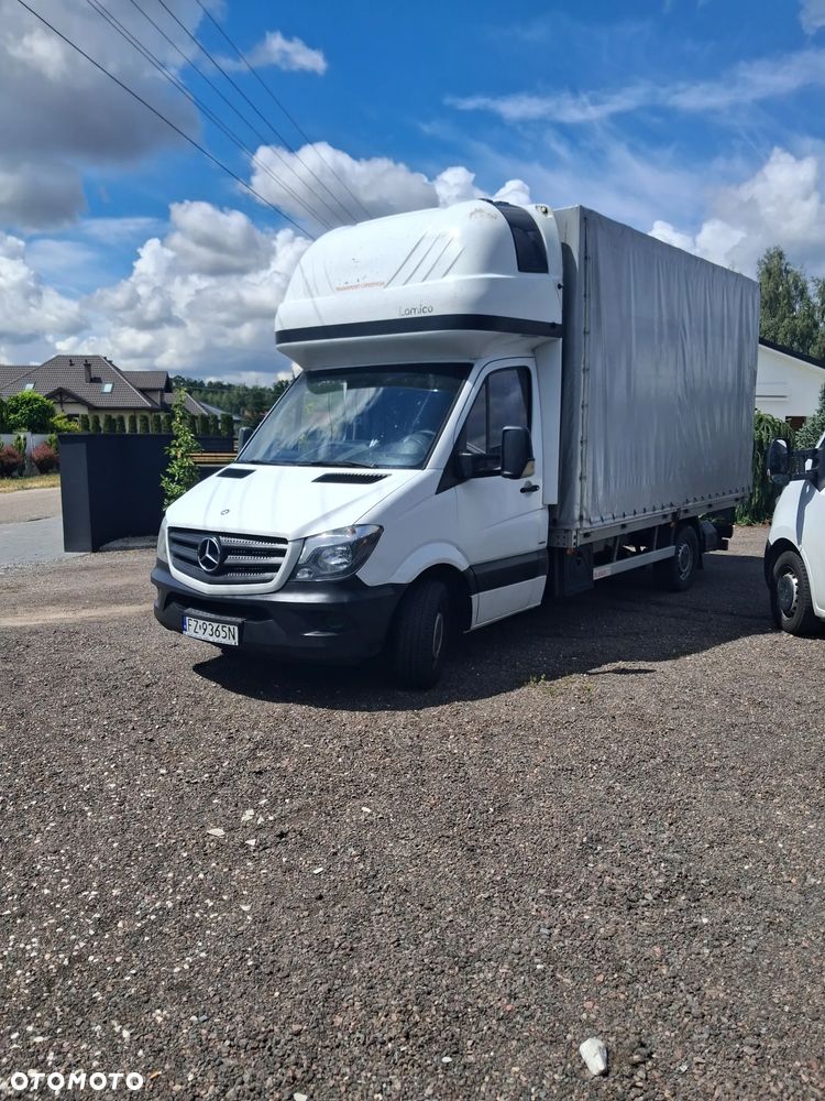 Mercedes-Benz Sprinter - 11