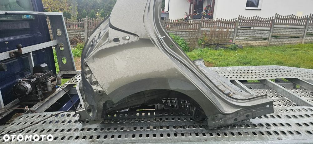 Toyota Yaris IV Blotniki Tył - 2