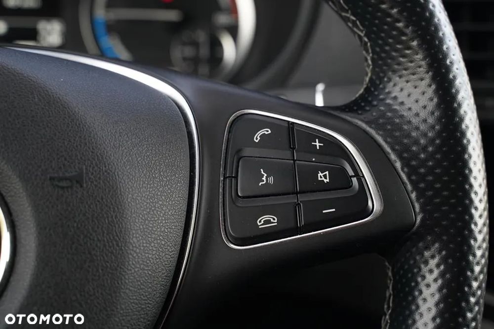 Mercedes-Benz Vito - 21