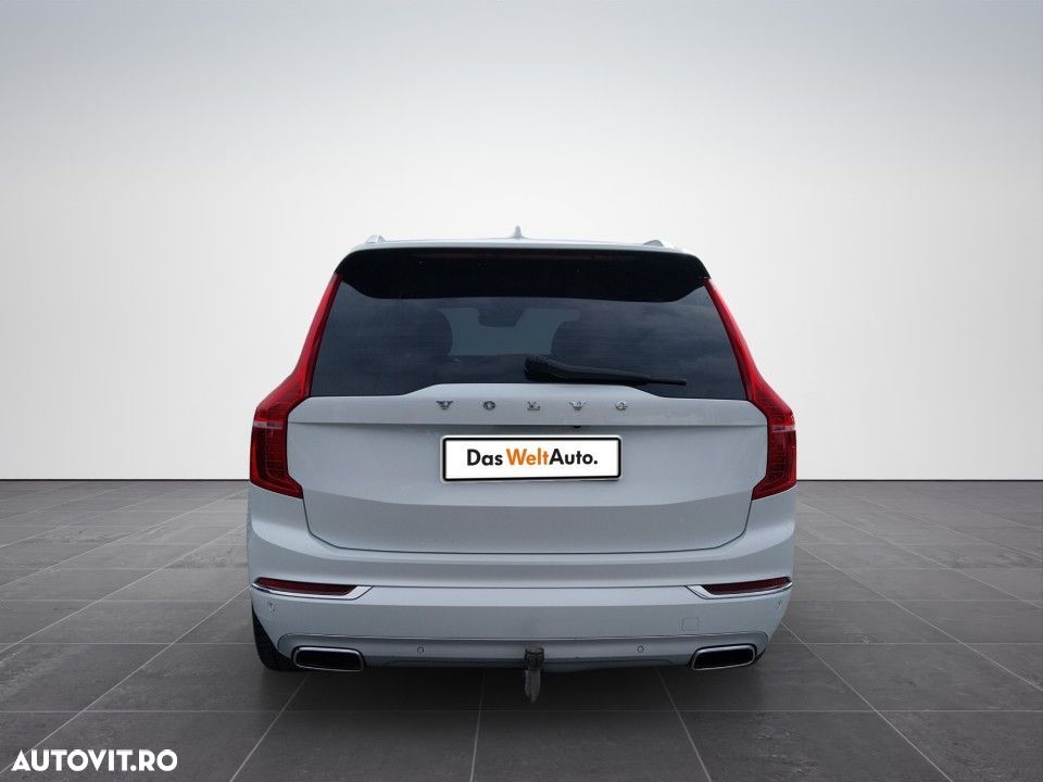 Volvo XC 90 - 5