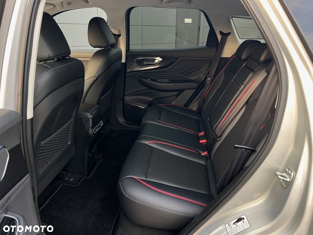 BAIC 7 1.5T Luxury DCT - 35