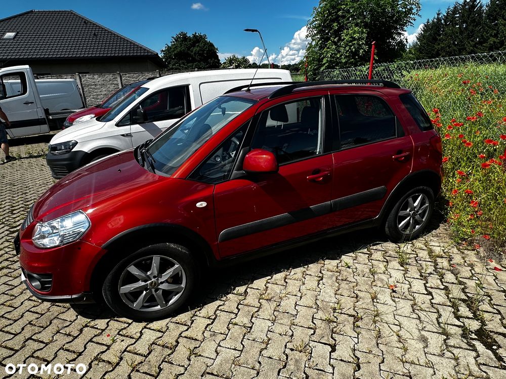 Suzuki SX4 2.0 DDiS 4x4 Comfort - 4