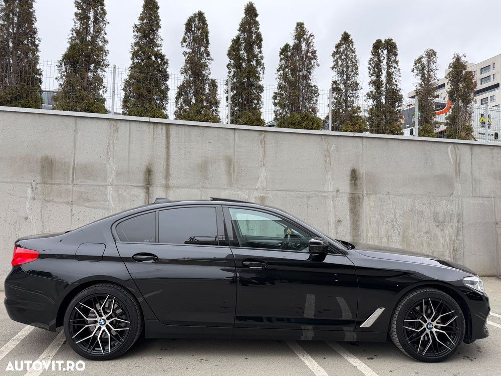 BMW Seria 5 520d xDrive AT - 30