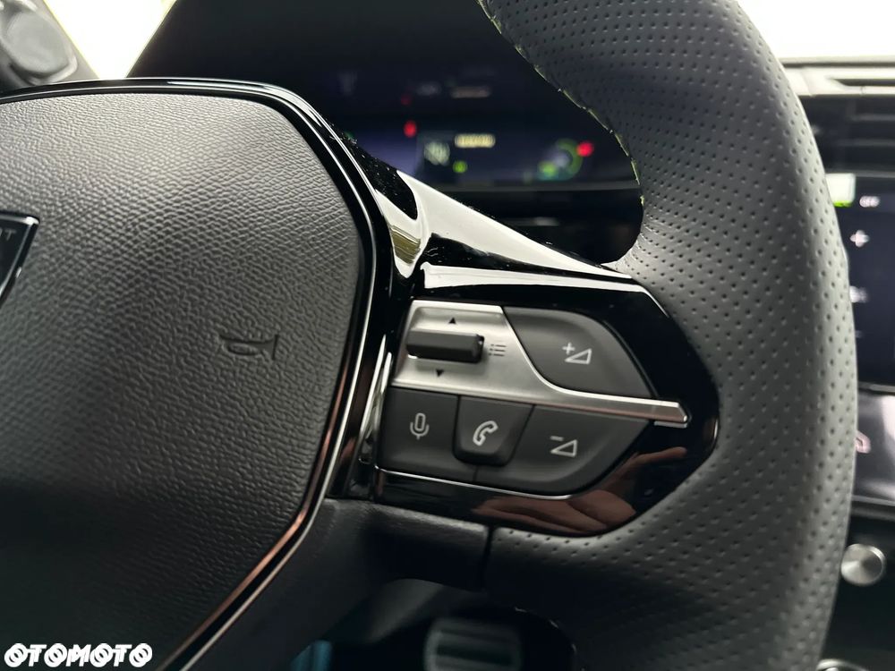 Peugeot 408 1.2 PureTech mHEV GT S&S e-DSC6 - 14