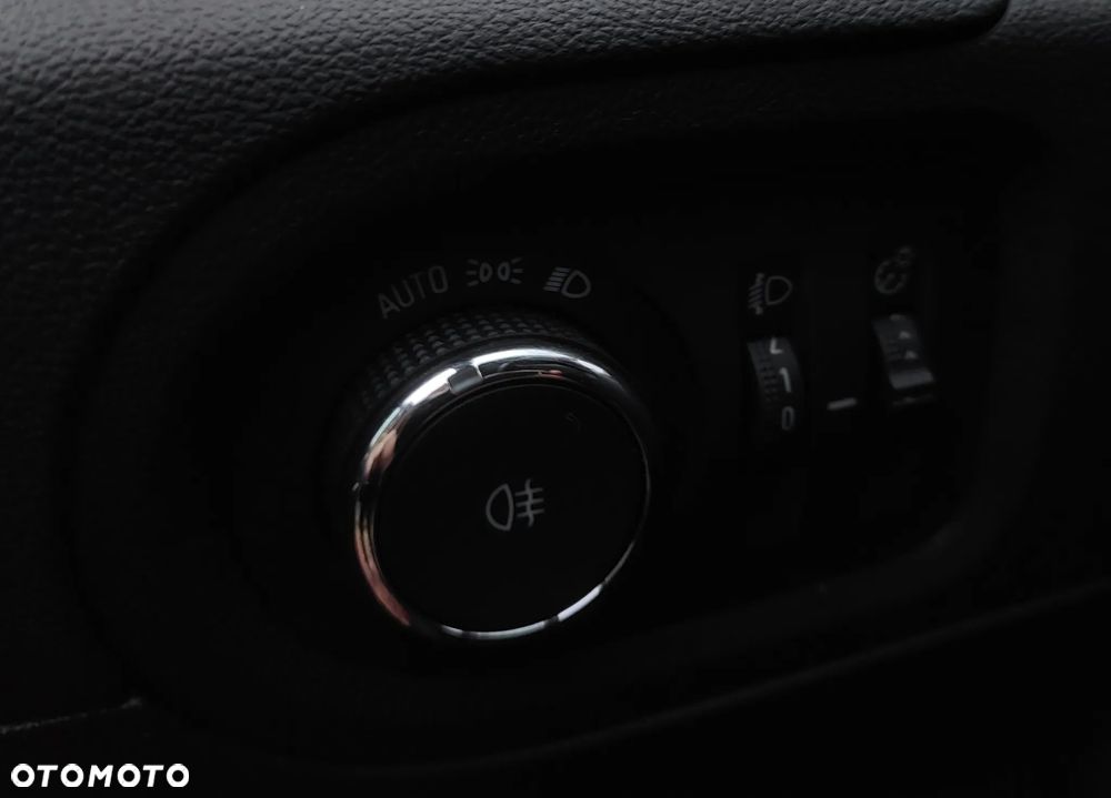 Opel Grandland X 1.2 T Enjoy S&S - 37