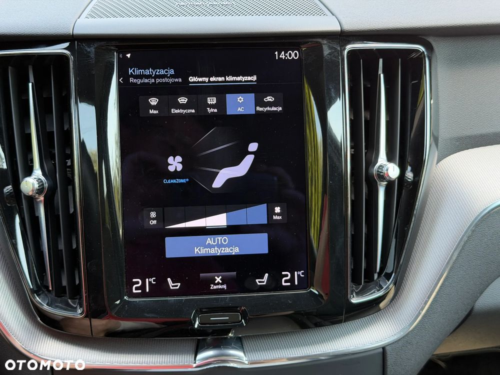 Volvo XC 60 B5 D AWD Geartronic RDesign - 32