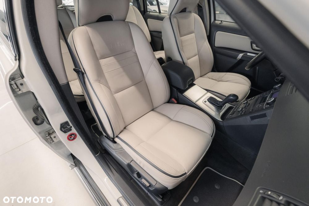 Volvo XC 90 D5 AWD R-Design - 16