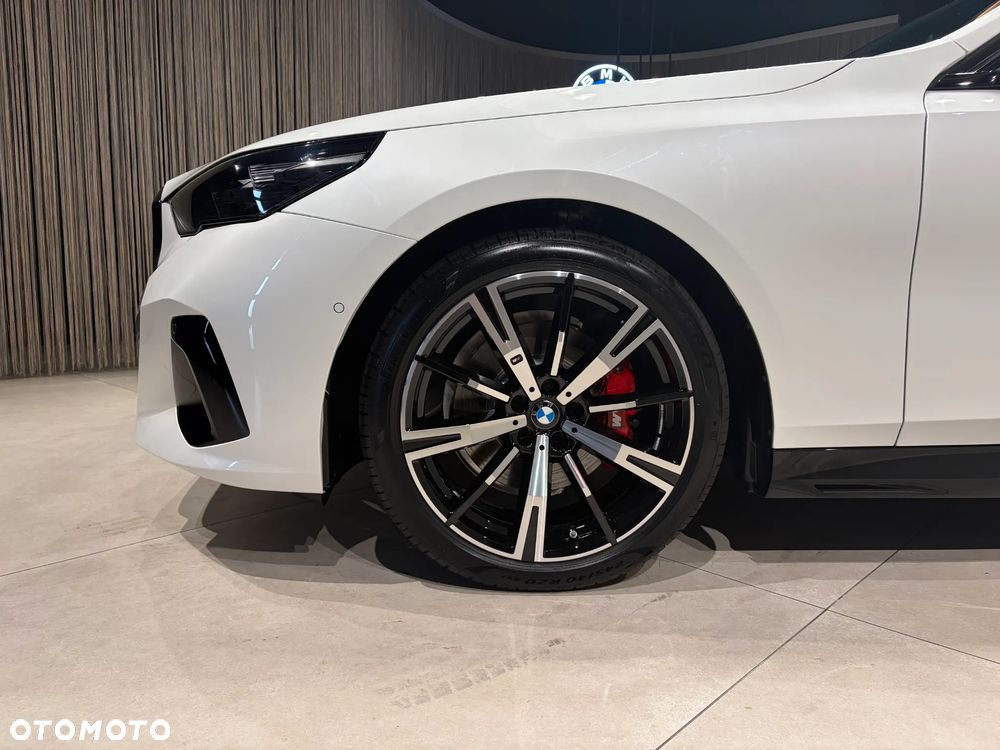 BMW Seria 5 520d mHEV M Sport - 8