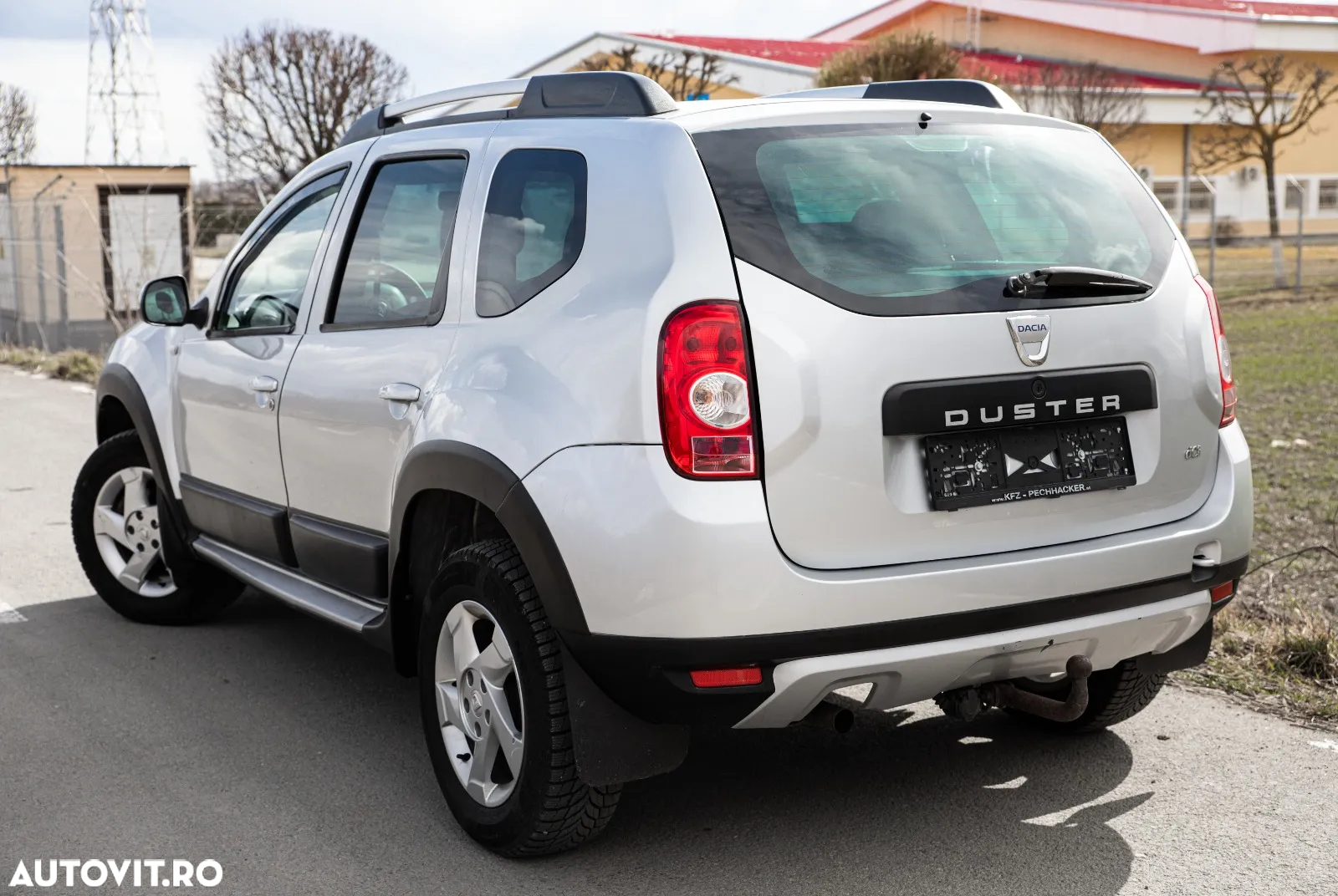 Dacia Duster 1.5 dCi 4x2 Prestige - 4