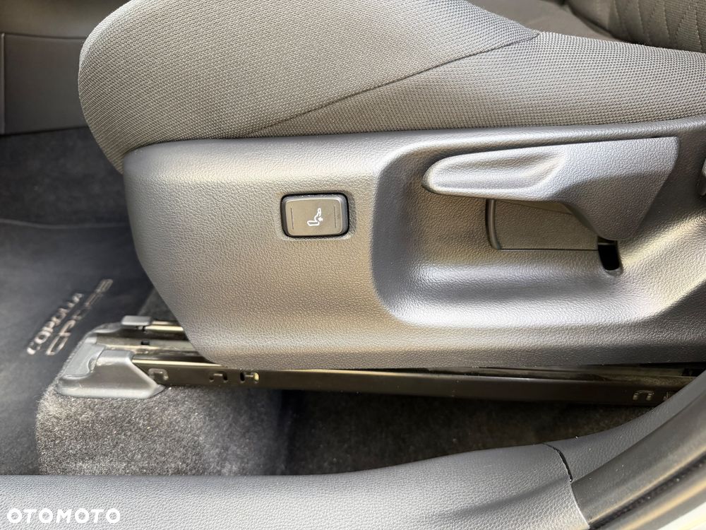 Toyota Corolla Cross 2.0 Hybrid Style - 24