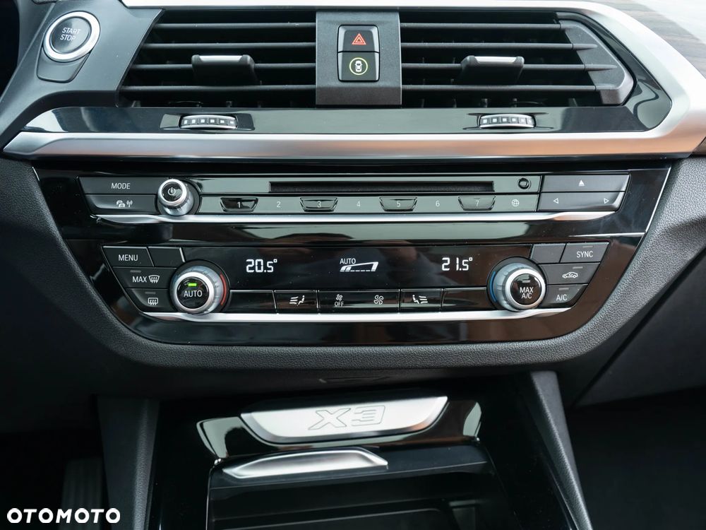 BMW X3 xDrive30e xLine - 25