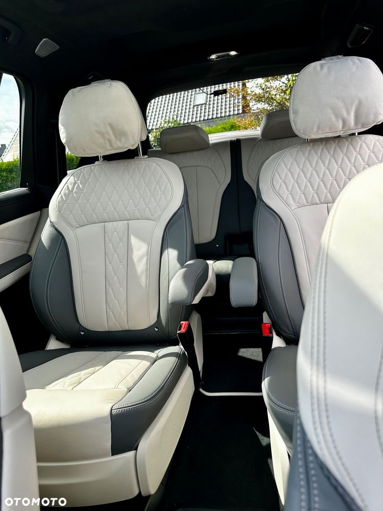 BMW X7 xDrive40d mHEV sport - 33