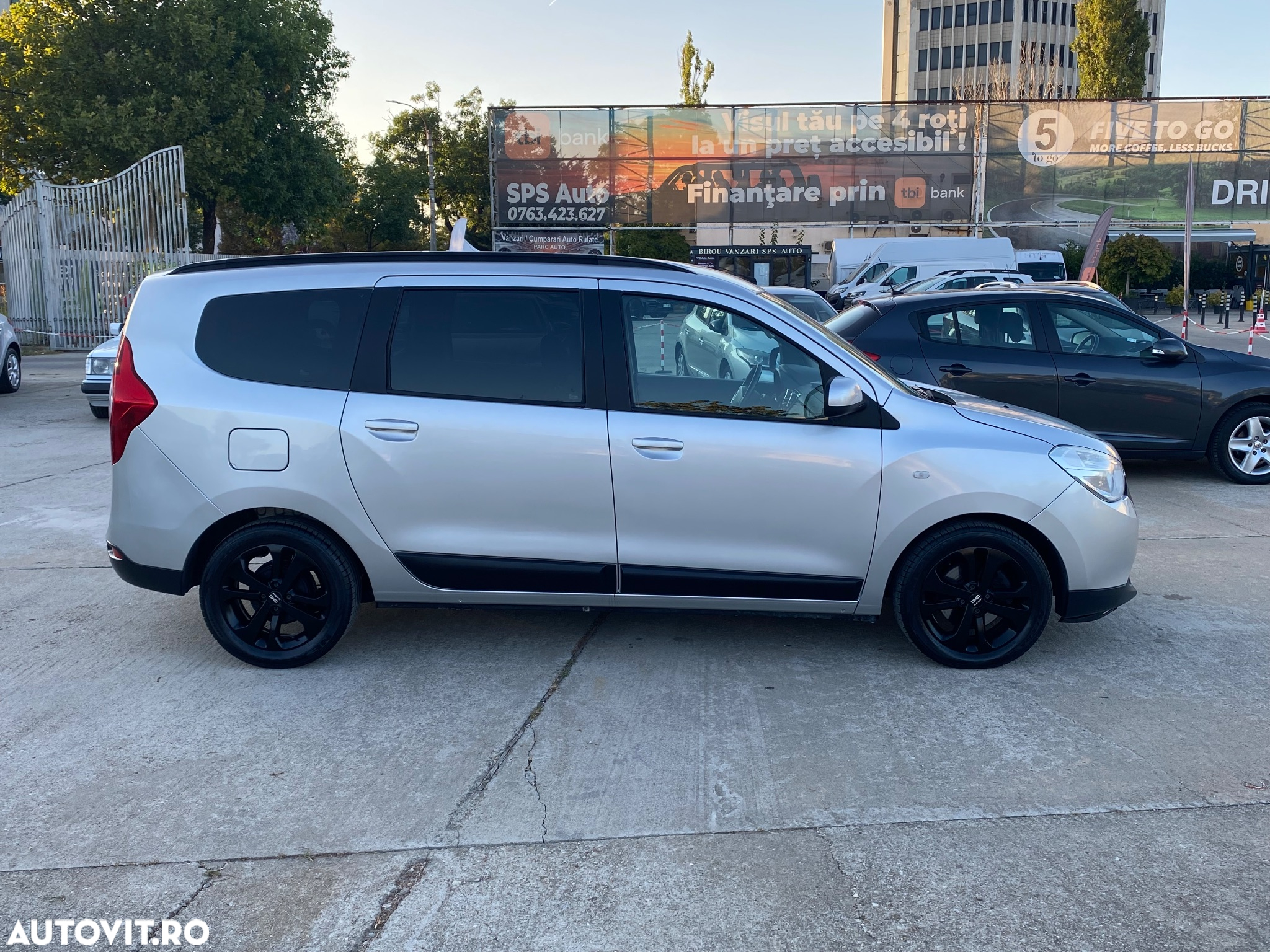 Dacia Lodgy 1.5 dCi 109 CP Laureate - 8