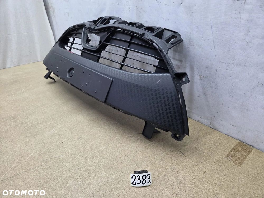 Toyota Yaris IV od20r 53111-ODD40 atrapa kratka środkowa zderzaka - 2