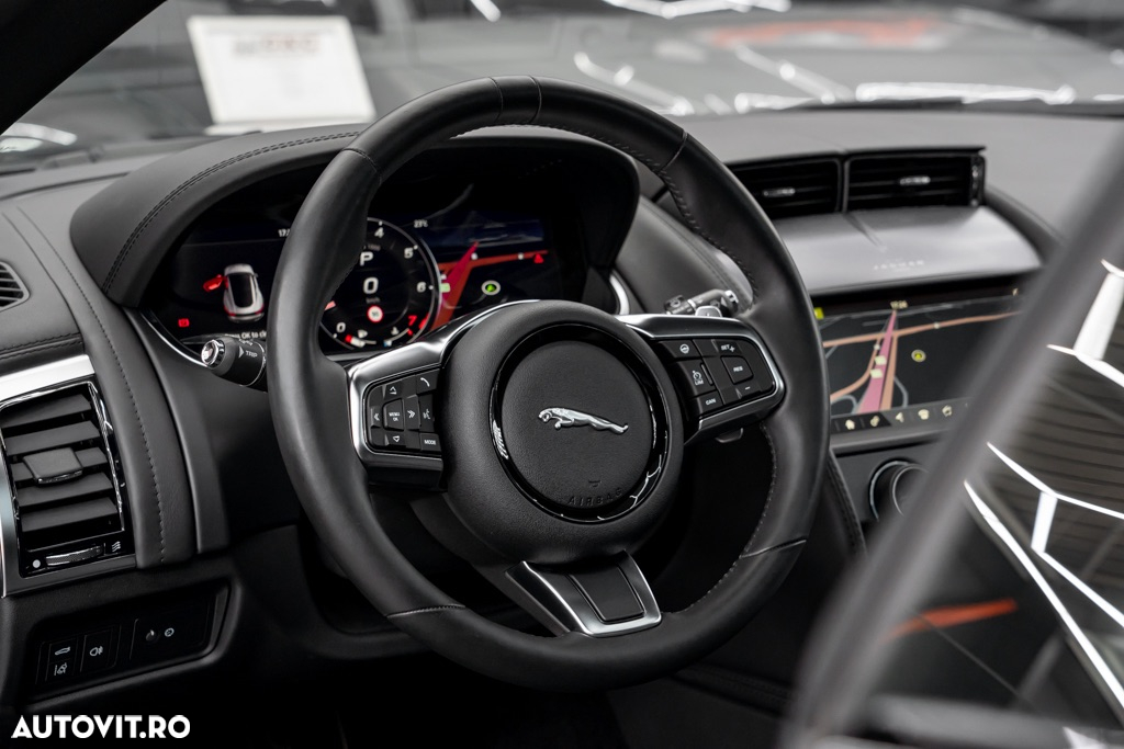 Jaguar F-Type Coupe P300 Aut. R-Dynamic - 31