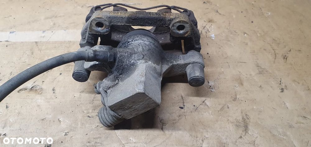 Zacisk hamulcowy lewy tył tylny Ford Focus Mk3 - 6