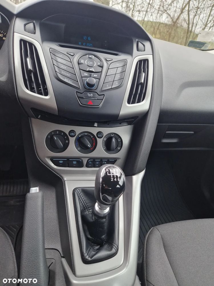 Ford Focus 1.0 EcoBoost Trend Sport - 13