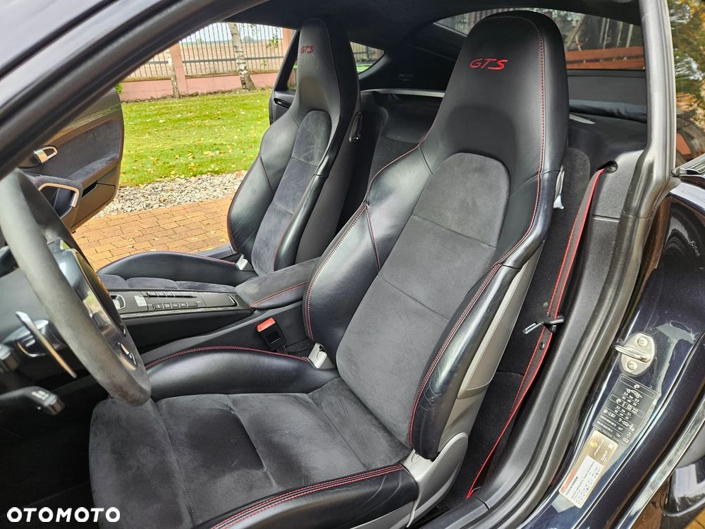 Porsche Cayman GTS PDK - 15