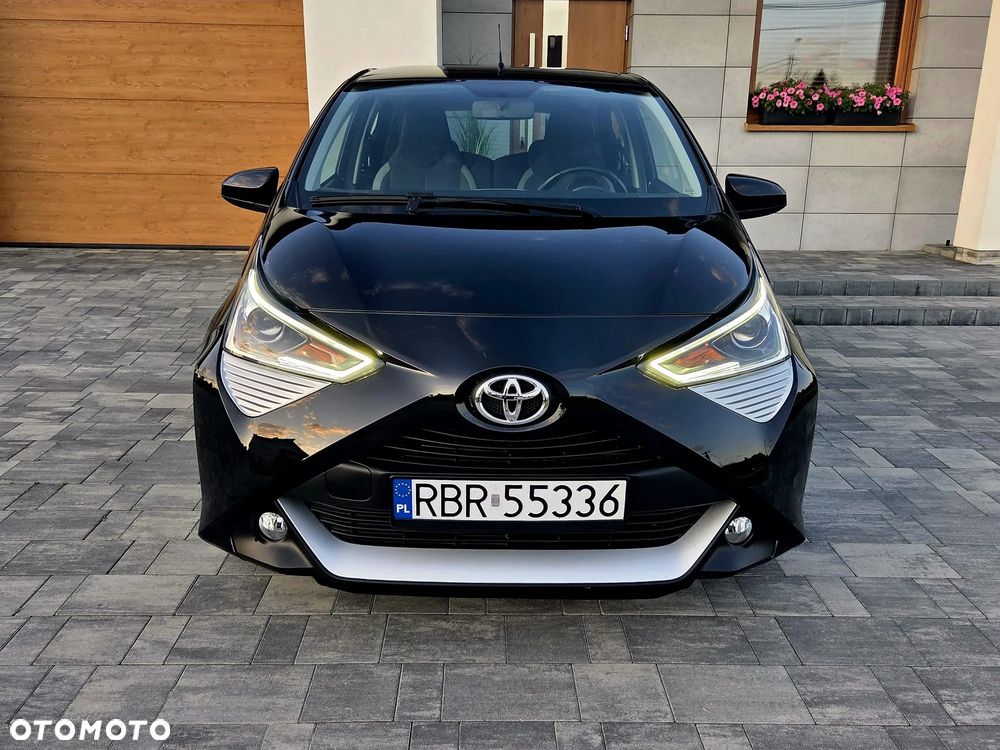 Toyota Aygo x.shift x-play connect - 10
