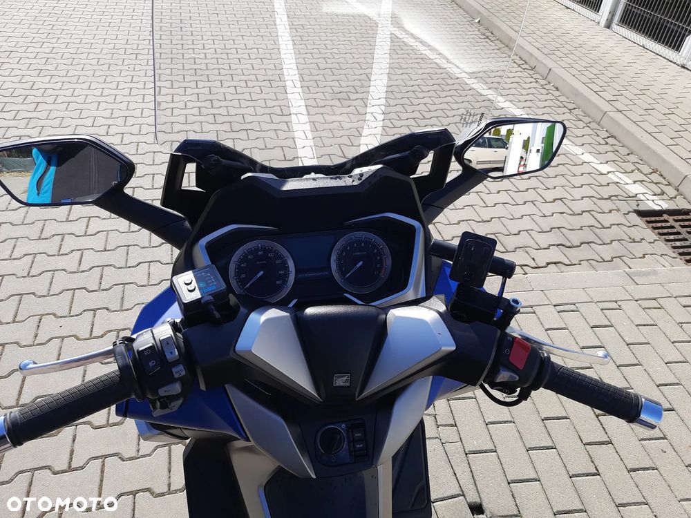 Honda NSS - 7