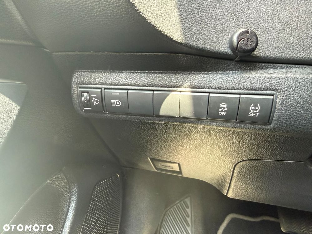Toyota Corolla 1.8 Hybrid Comfort - 27