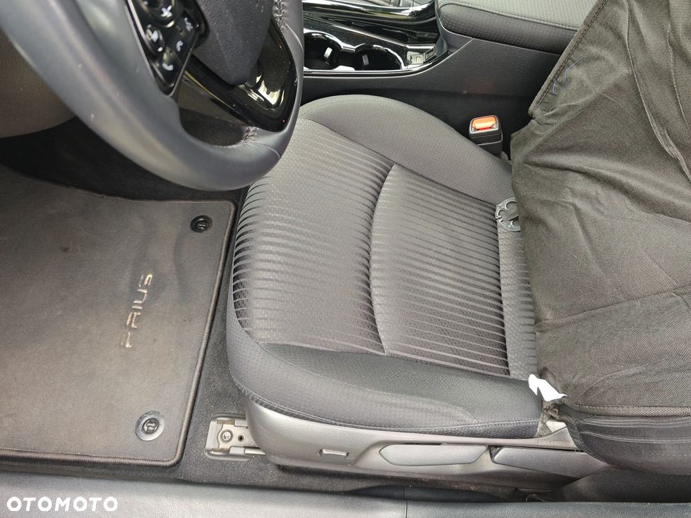 Toyota Prius 1.8 Hybrid Executive - 18