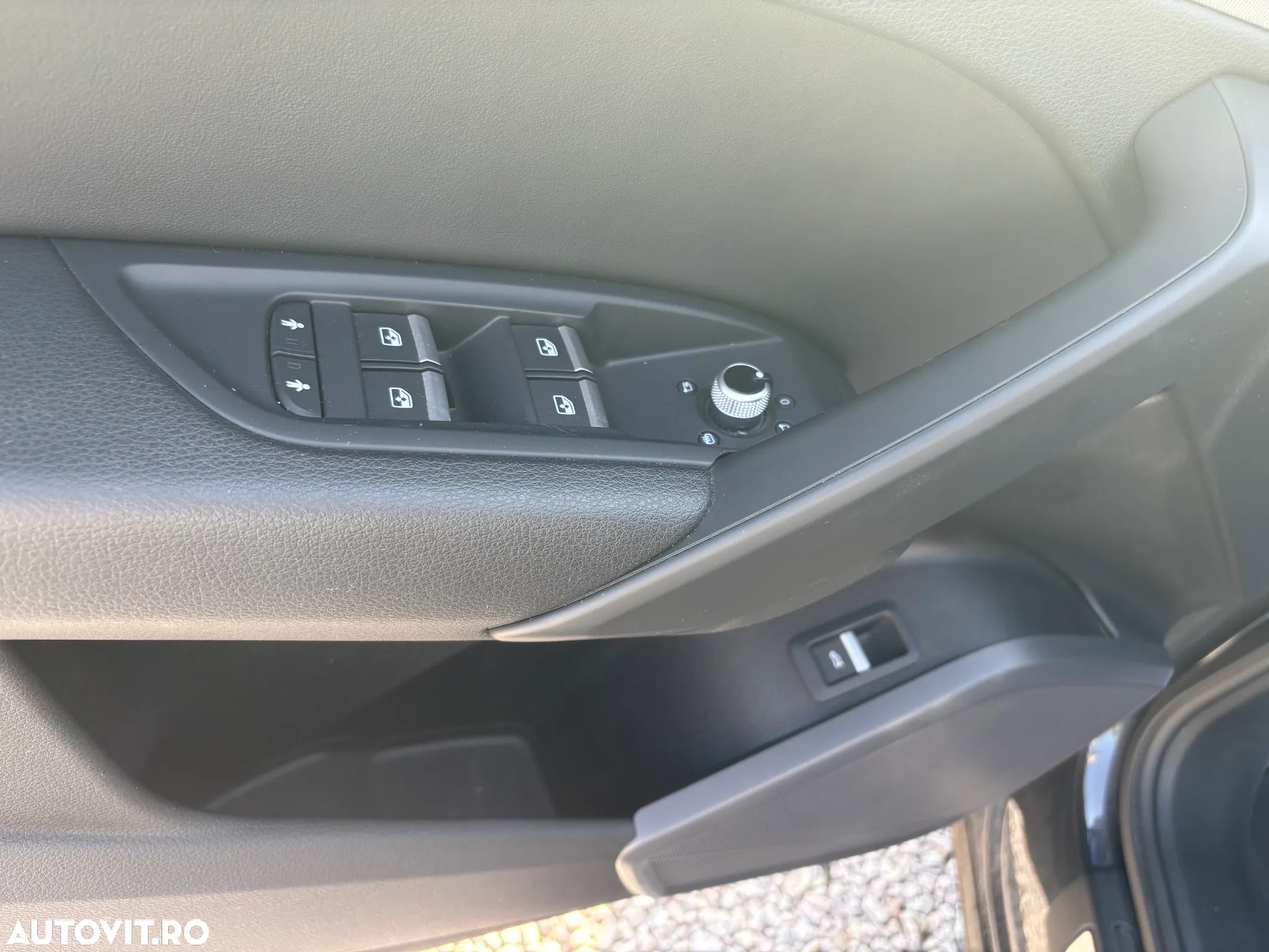 Audi Q5 2.0 40 TDI quattro S tronic Design - 10