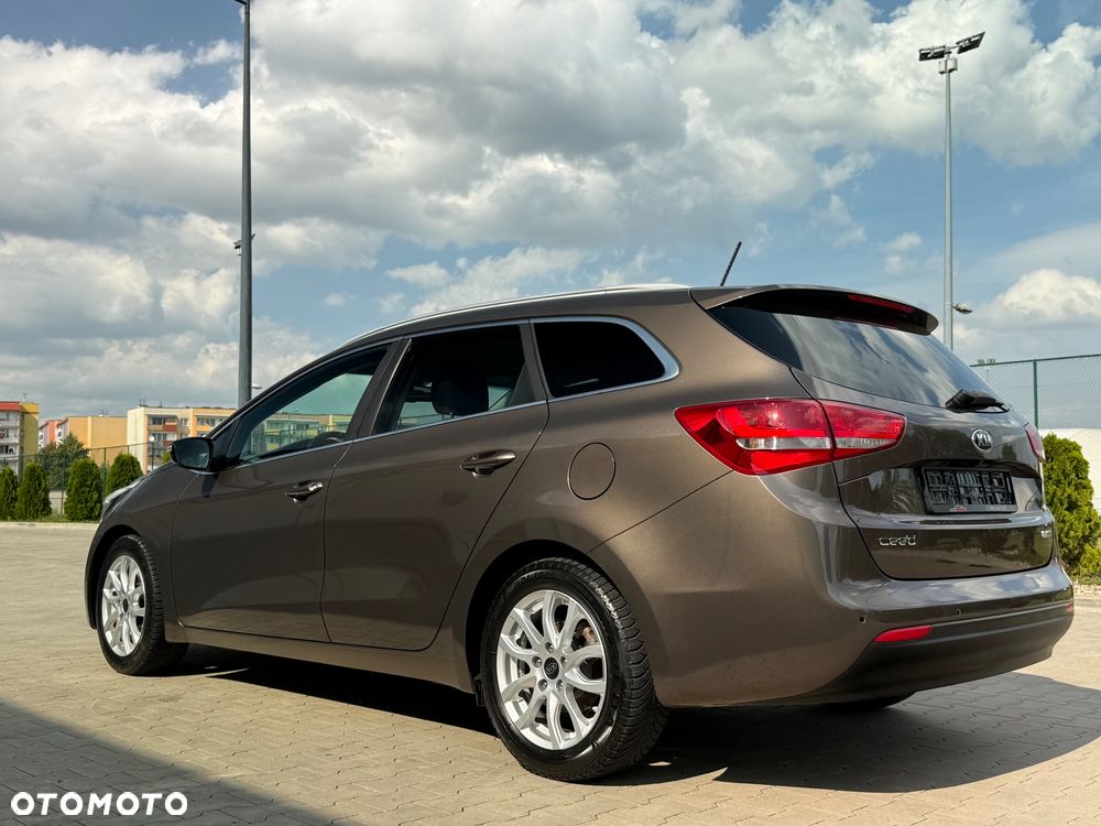 Kia Ceed 1.6 GDI Platinum Edition - 15